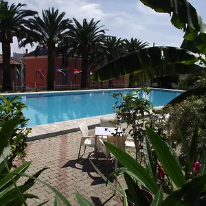 Riviera Aparthotel